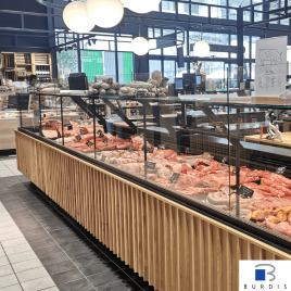 Refrigerated display case