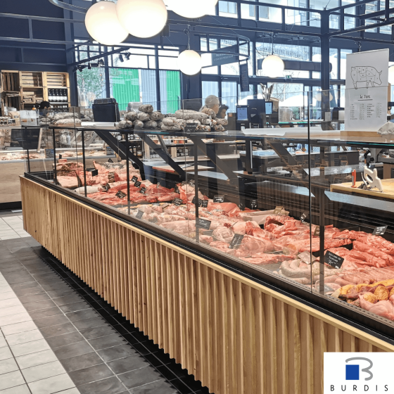 Refrigerated display case